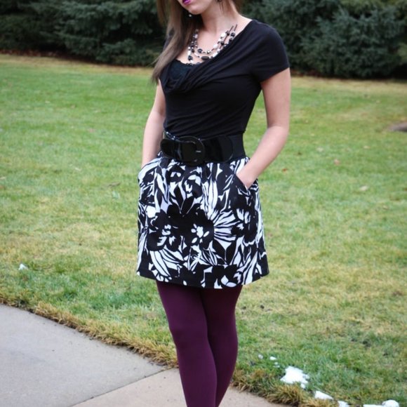 Black and White Floral Mini Skirt - Picture 3 of 7